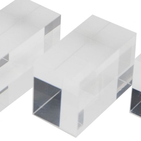 7.5cm solid plinth   (solid acrylic plinth)