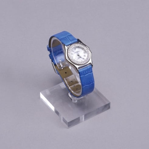 Single watch display using C-Clip
